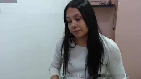 valevicious online show from April 29, 1:27 pm