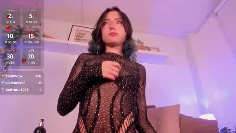 vamp  online show from February 11, 9:40 pm