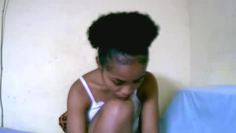 Snapshot of vanah344375 chatting on September 11, 5:25 pm vanah344375 online show from September 11, 5:25 pm