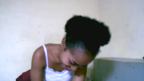 Snapshot of vanah344375 chatting on September 12, 5:37 pm vanah344375 online show from September 12, 5:37 pm