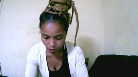Snapshot of vanah344375 chatting on September 22, 2:43 pm vanah344375 online show from September 22, 2:43 pm