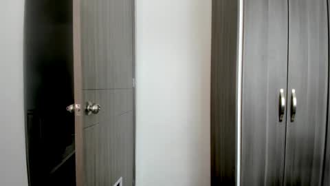 vanessa online show from February 19, 4:50 pm