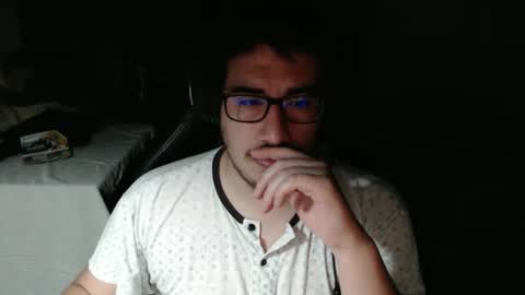 Snapshot of vancoserx111 chatting on October 14, 5:32 am vancoserx111 online show from October 14, 5:32 am