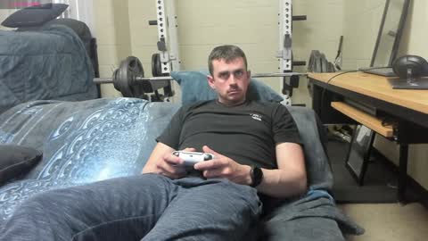 Vandal2021 online show from January 31, 11:35 pm