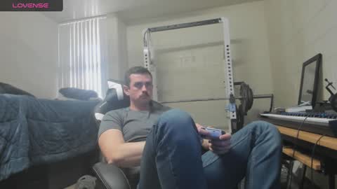 Vandal2021 online show from February 12, 9:01 pm