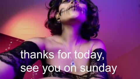 Vanelope online show from November 4, 7:04 pm