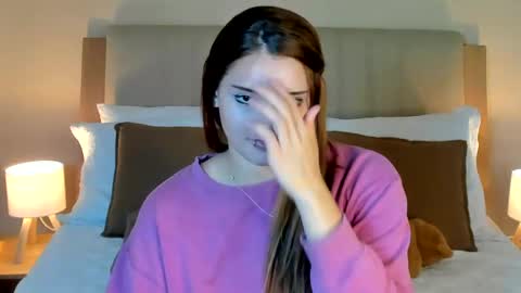 vanessa_foxyy online show from June 9, 1:39 am
