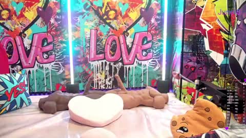  Vanessa  online show from June 6, 4:02 pm