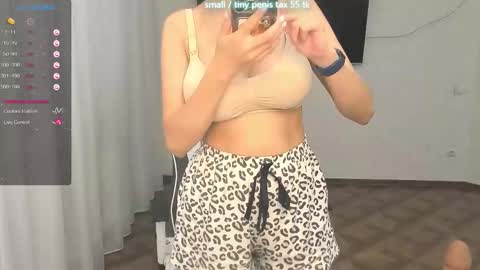 Vanessa online show from November 5, 5:48 pm