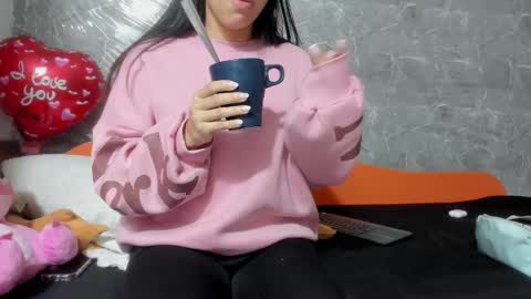 vanessaadol online show from February 20, 10:27 am