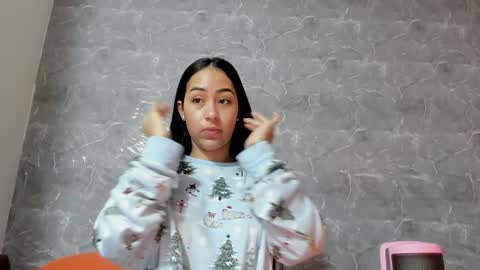 vanessaadol online show from February 6, 10:14 am