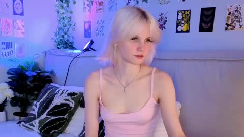 Vanessa online show from April 22, 2:46 pm