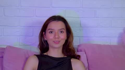 VanessaVienne online show from April 19, 6:10 pm