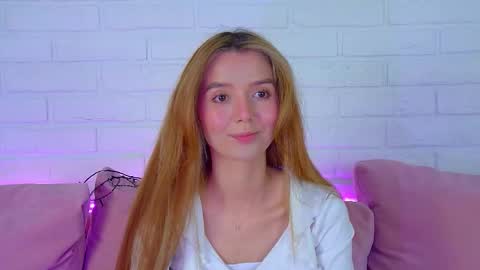 VanessaVienne online show from February 16, 4:38 pm