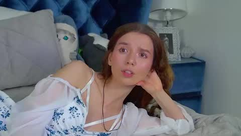 VanessaVienne online show from April 20, 6:11 pm