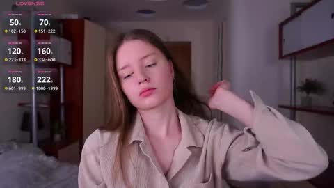 Luna online show from February 6, 6:54 pm