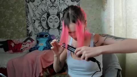 Adelina online show from March 6, 9:25 am