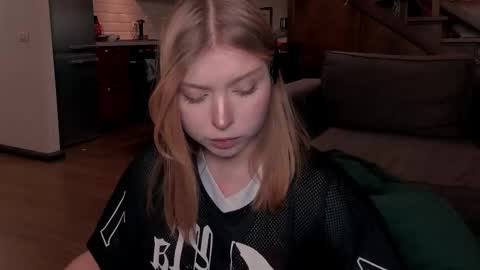 Vanilla online show from November 3, 2:29 pm