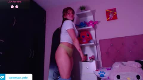 Vanesa online show from December 15, 4:08 am