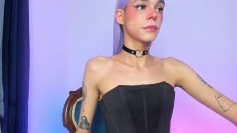 Snapshot of varya_ferreira chatting on October 27, 7:08 am  Varya Ferreira - independent model  online show from October 27, 7:08 am