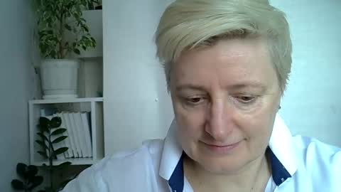 vea_motty online show from March 30, 7:52 am