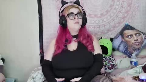 Veronica Lehane online show from January 21, 7:15 am