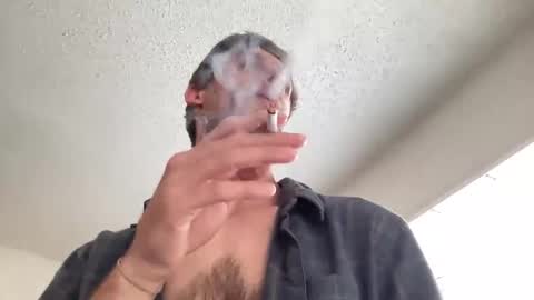 Joeyyy online show from April 19, 1:17 am