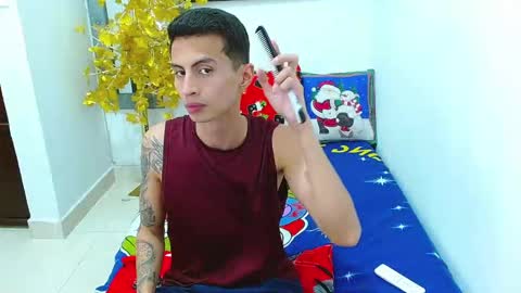 velk_hot1 online show from January 6, 6:56 pm