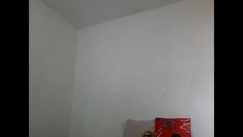 velk_hot1 online show from February 10, 6:45 pm