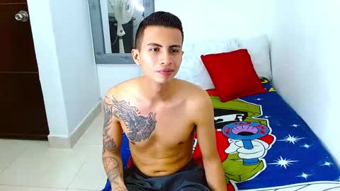 velk_hot1 online show from November 12, 10:56 pm
