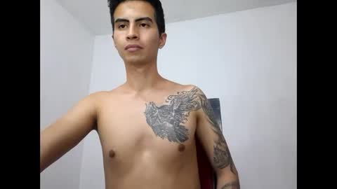 velk_hot1 online show from February 14, 12:30 am