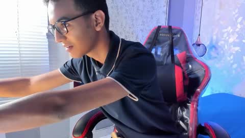 V E L K A N online show from October 29, 9:48 pm