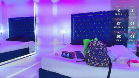 velora_nigth online show from February 28, 11:36 am