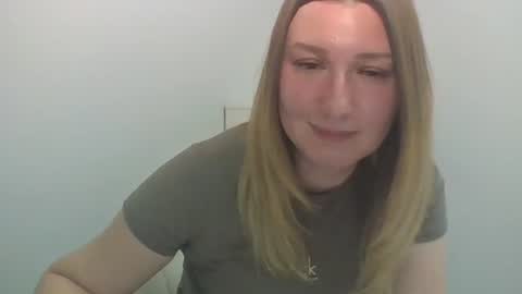 velour_idylle online show from July 3, 7:51 pm
