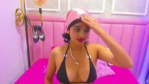 velvet_giirll online show from June 30, 2:16 pm