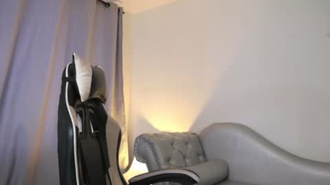 Velvet  online show from June 12, 12:37 pm