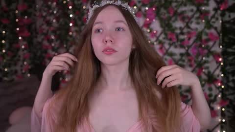 Polly online show from February 22, 6:10 pm