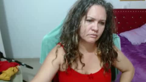 venecasexy44 online show from April 22, 9:05 am