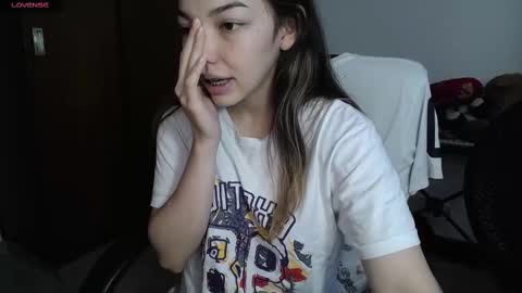 Venelope 3 online show from March 7, 6:43 pm