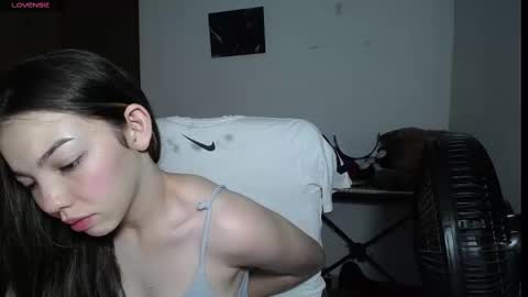 Venelope 3 online show from February 27, 5:29 am