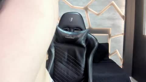 VALERIA online show from January 6, 7:51 pm