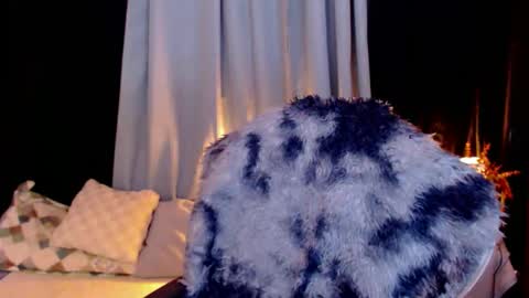 I am Colly Your mystery girl online show from November 23, 1:58 am