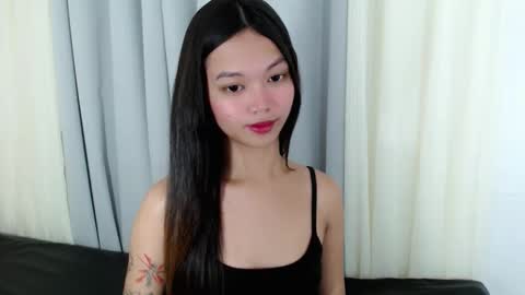 venus_mirage online show from May 20, 5:15 am
