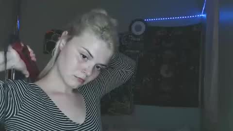 Miss Venus online show from October 18, 11:20 pm