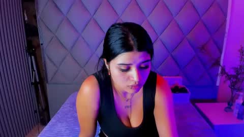 Venusowen  online show from October 14, 12:30 pm