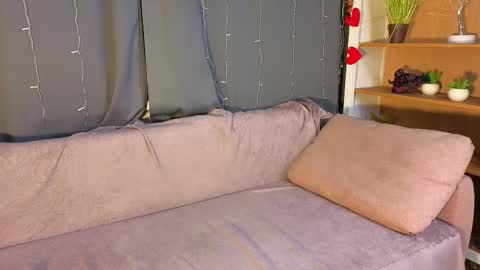 Erica online show from March 21, 8:35 pm