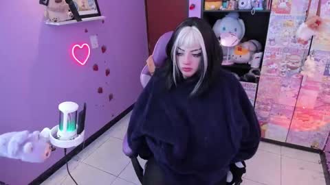     online show from October 17, 12:14 am