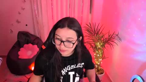 Verolake online show from February 17, 7:33 pm