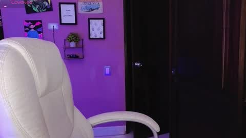 veronica_118 online show from September 22, 4:16 am