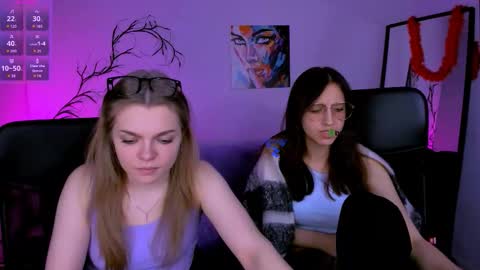 Ronni online show from November 16, 8:44 pm